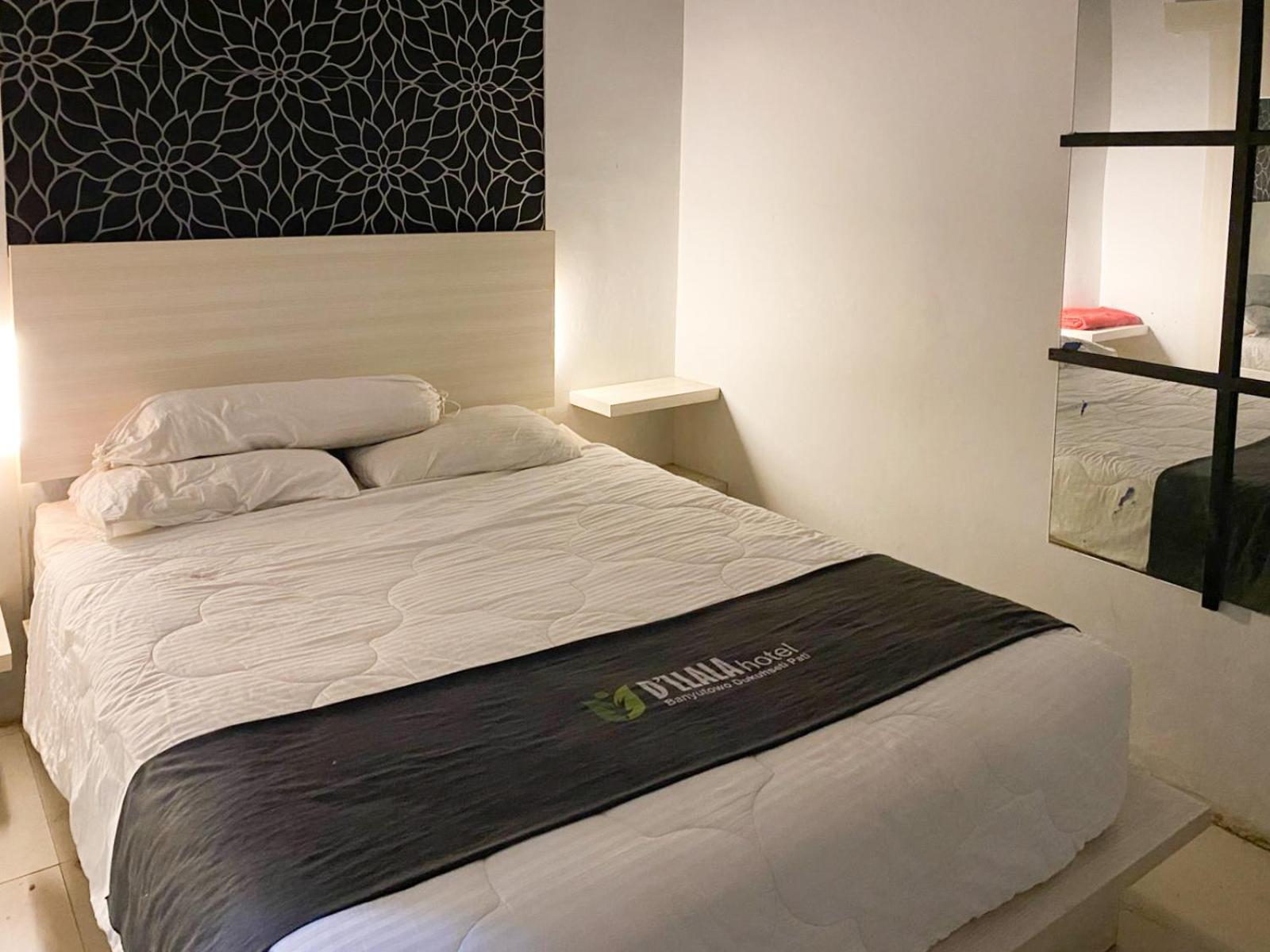 Reddoorz Near Pantai Idola Banyutowo Hotel D'Llala Pati Εξωτερικό φωτογραφία