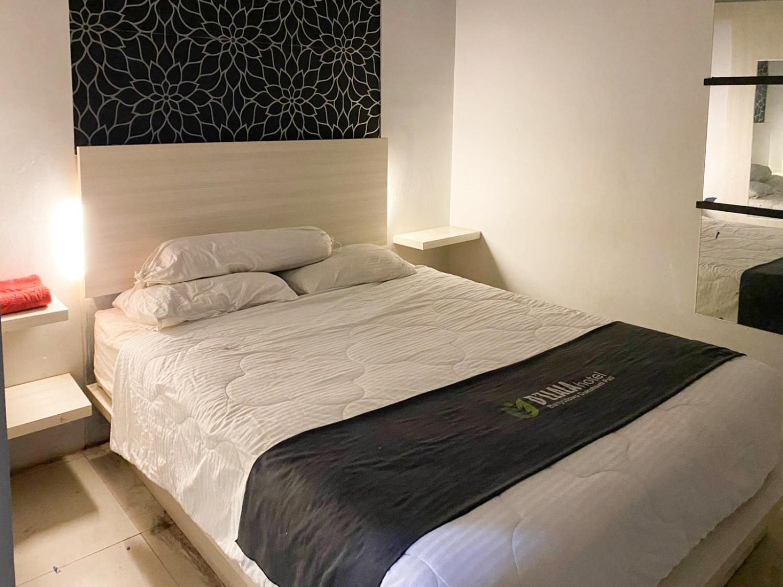 Reddoorz Near Pantai Idola Banyutowo Hotel D'Llala Pati Εξωτερικό φωτογραφία