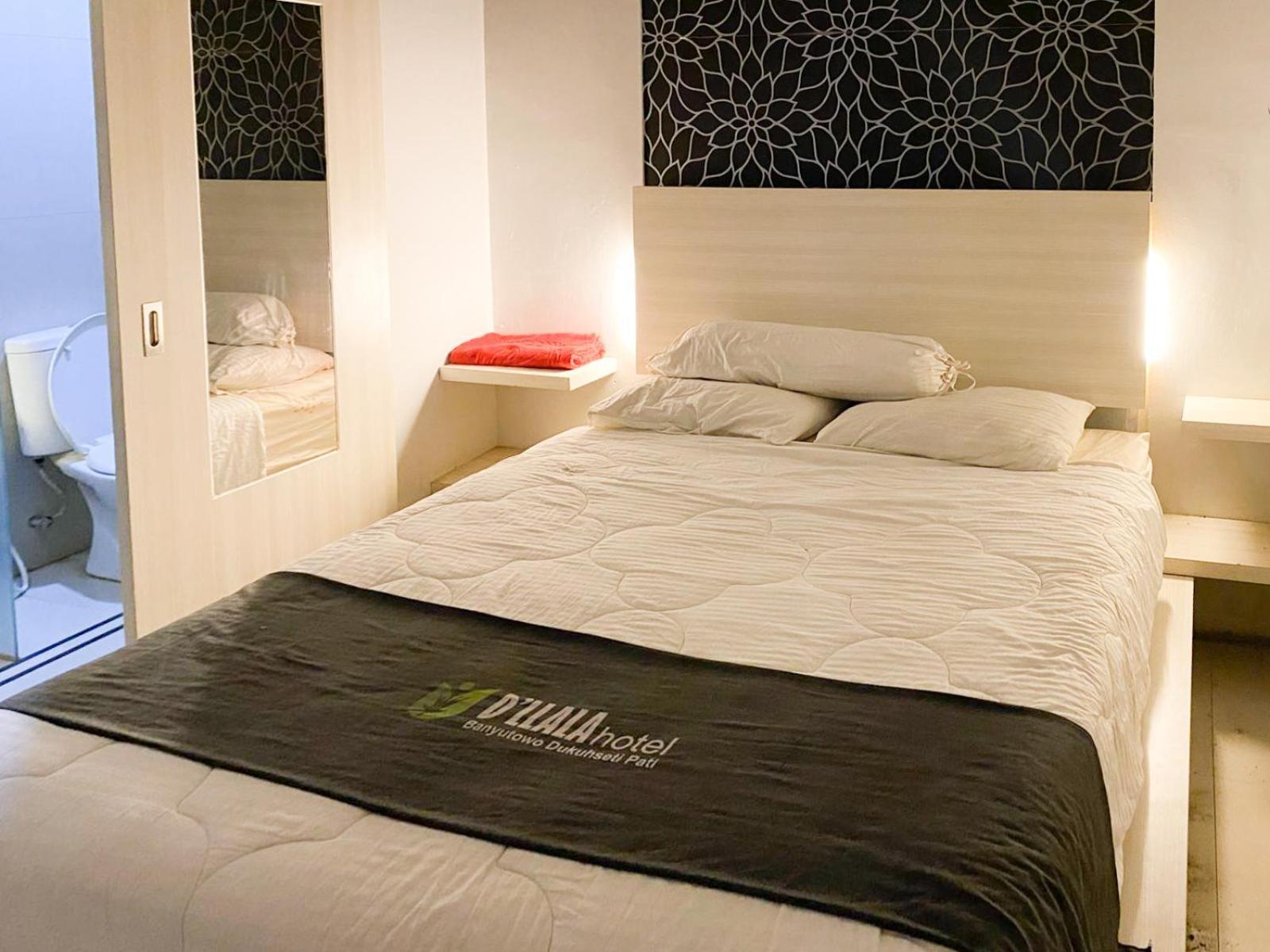 Reddoorz Near Pantai Idola Banyutowo Hotel D'Llala Pati Εξωτερικό φωτογραφία